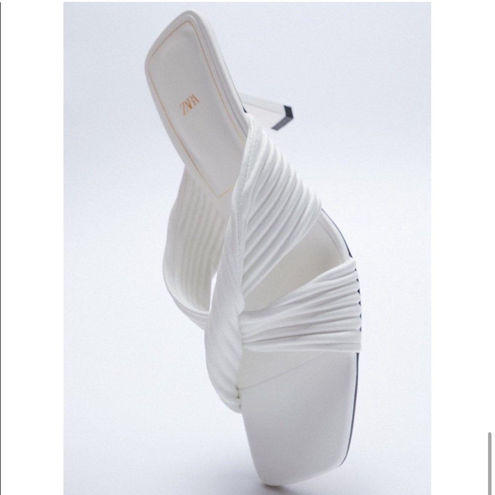 Zara pleated strap heeled sandals - Picture 6 of 8